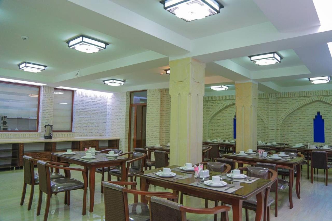 Antique Hotel Imran Bukhara Bagian luar foto